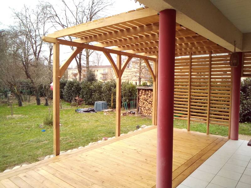 TERRASSE COUVERTE - CHATAIGNIER PROFIL BOMBEE - REALISATION JULIEN CAUCHOIS 